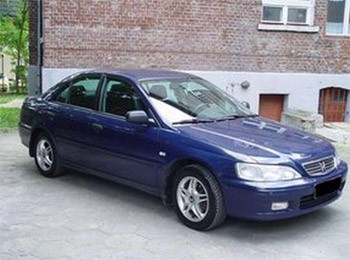 honda accord 1.8 olía sem tekur eldsneytisbrennslu vélarinnar